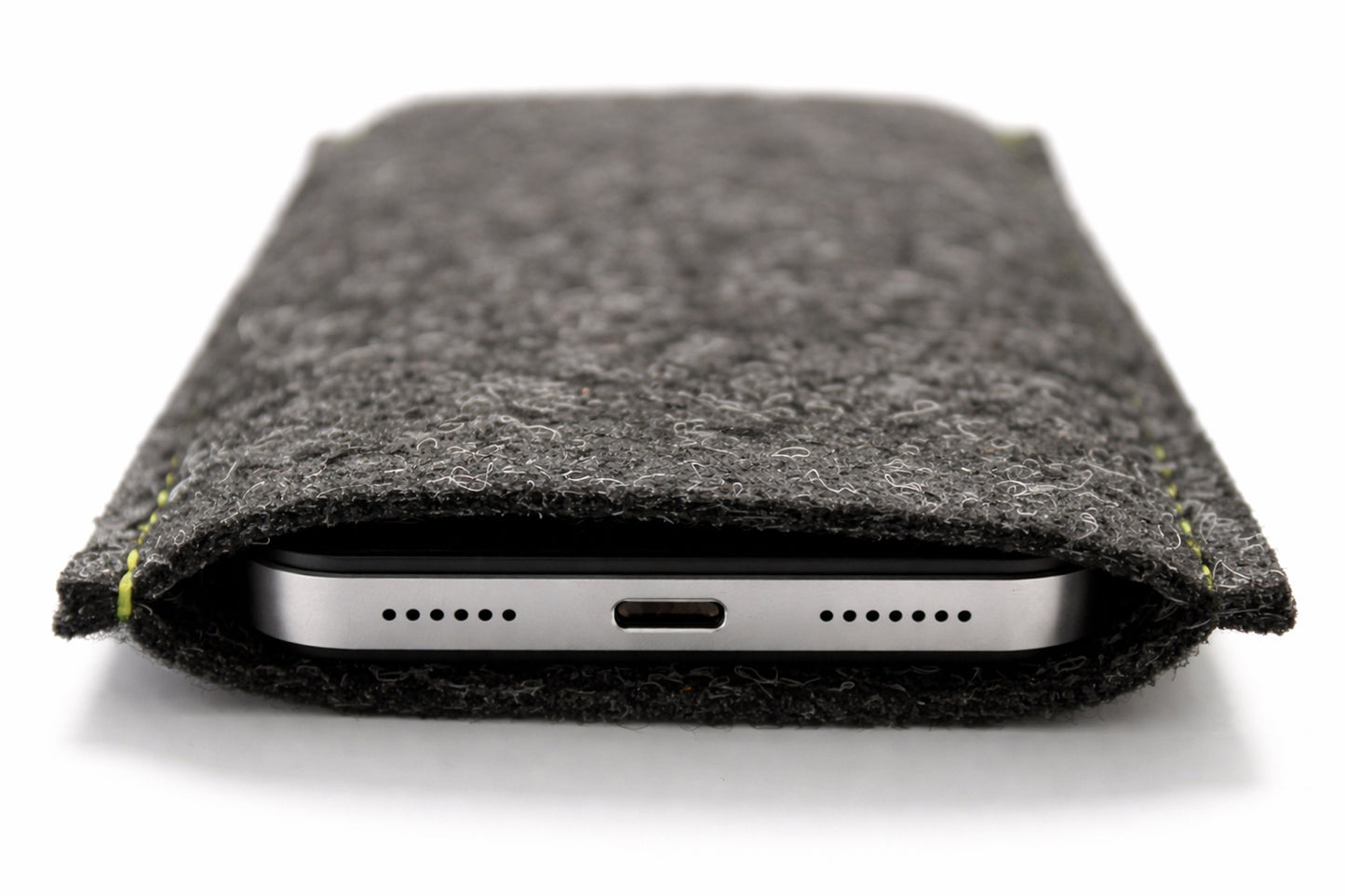 Filztasche für iPhone für AKTUELLE Modelle – Passgenauer Schutz in Design & Funktion