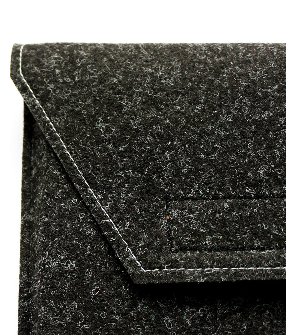 Filztasche für MacBook Pro – Passgenauer Schutz in Design & Funktion