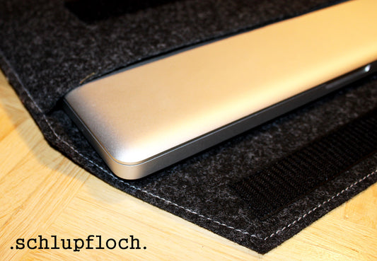 Filztasche für MacBook Pro – Passgenauer Schutz in Design & Funktion